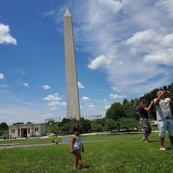 Meet your Posher, Castillo - Picture 1 of 1